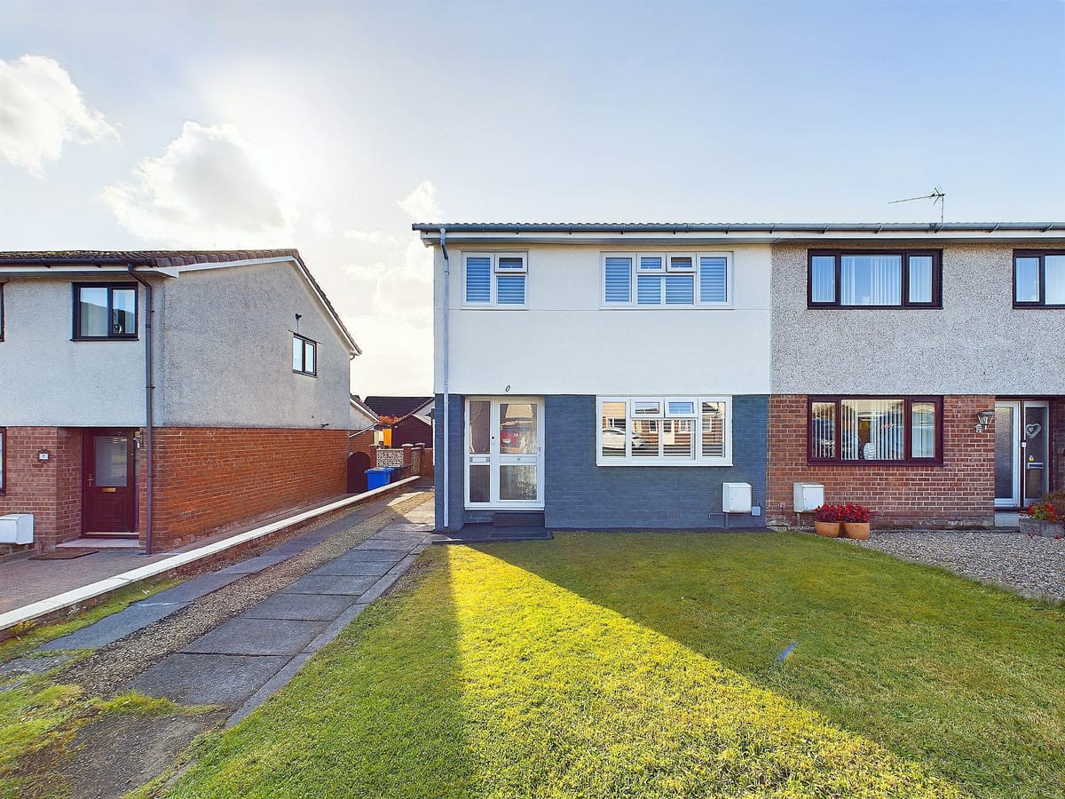 St Andrews Gardens, North Ayrshire, Dalry, KA24 4JY