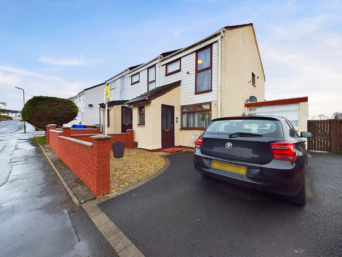 Kirkmuir Drive, East Ayrshire, Stewarton, KA3 3HP